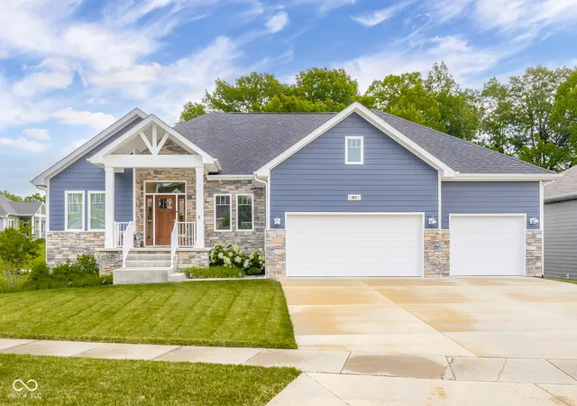Photo 3 of Single family home for sale at 87 Westbrook Ct, Columbus, IN 47201 | MLS# 22110680 | Listing updated on 2026-09-29