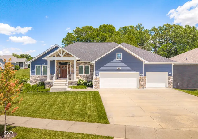 Photo 1 of Single family home for sale at 87 Westbrook Ct, Columbus, IN 47201 | MLS# 22110680 | Listing updated on 2026-09-29