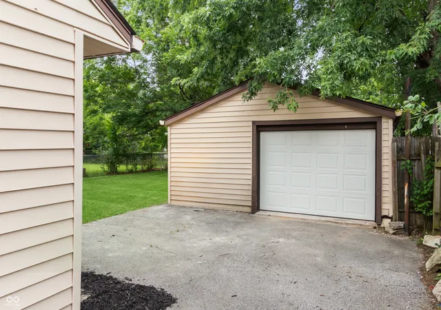 4th image of 4761 Wellington Ave, Lawrence, IN 46226 | MLS# 22110712