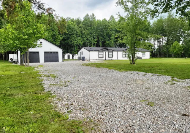 Homes for sale in North Vernon, IN | 3235 N County Road 600 W, North Vernon, IN 47265 | MLS# 22110720