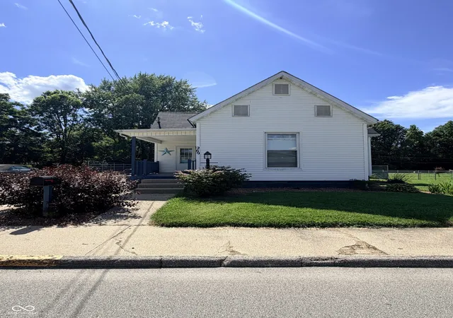 Single family home for sale at 269 N 8th Street, Middletown, IN 47356 | MLS# 22110735