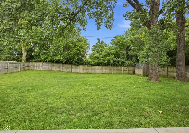 30th image of 975 Stonegate Rd, Greenwood, IN 46142 | MLS# 22110749