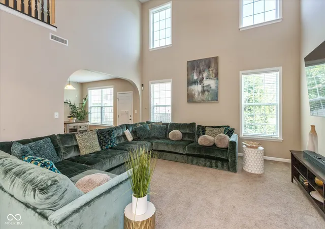 4th image of 12154 Eddington Pl, Fishers, IN 46037 | MLS# 22110756