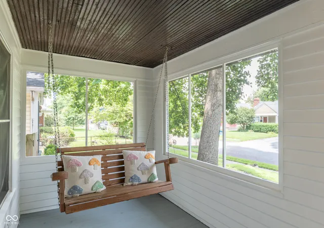 Photo 2 of Sale Pending at 6154 Rosslyn Ave, Indianapolis, IN 46220 | MLS# 22110759 | Listing updated on 2026-09-04