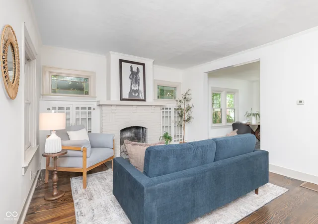 Photo 3 of Sale Pending at 6154 Rosslyn Ave, Indianapolis, IN 46220 | MLS# 22110759 | Listing updated on 2026-09-04