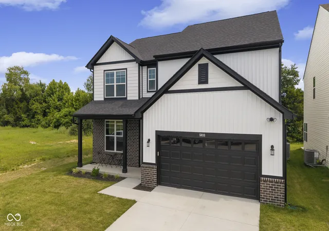 Photo 3 of Single family home for sale at 5033 Schaefer Ln, Floyds Knobs, IN 47119 | MLS# 22110763 | Listing updated on 2026-07-12