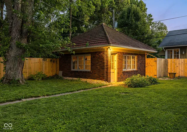 79th image of 4348 Broadway St, Indianapolis, IN 46205 | MLS# 22110774