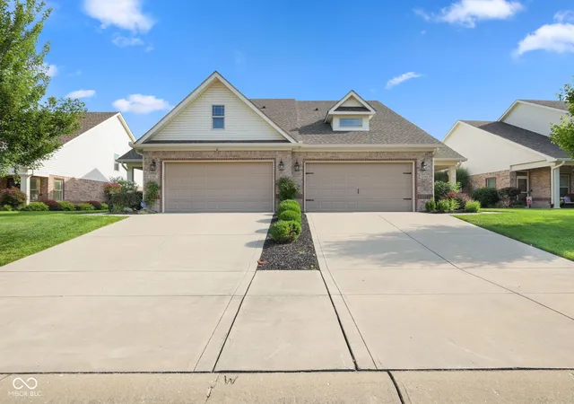 Homes for sale in Plainfield, IN | 5346 Abbington Ave, Plainfield, IN 46168 | MLS# 22110795