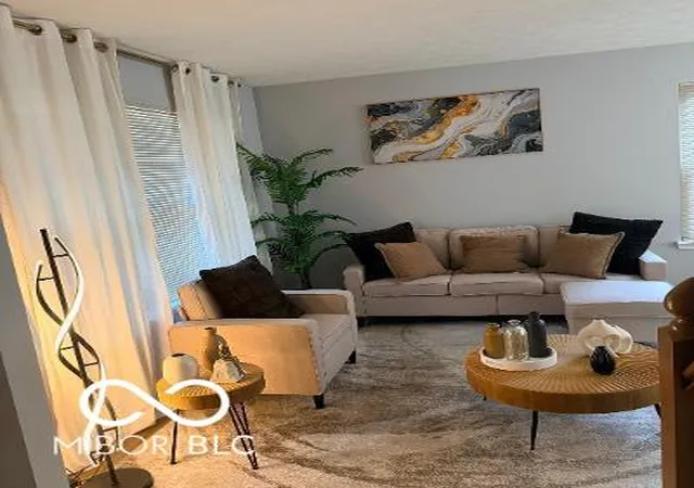 Photo 3 of Single family home for sale at 7920 Pine Lake Rd, Indianapolis, IN 46268 | MLS# 22110796 | Listing updated on 2026-08-28