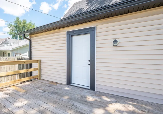 62nd image of 2140 S Delaware St, Indianapolis, IN 46225 | MLS# 22110823