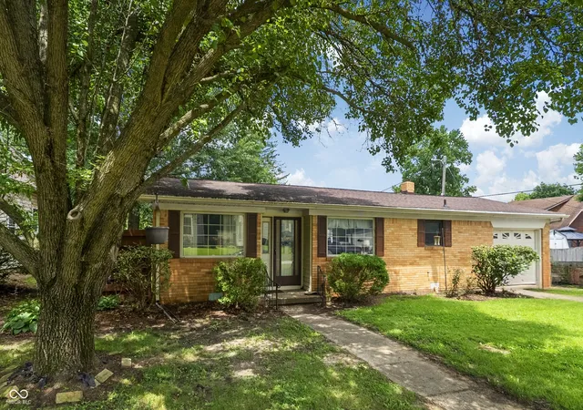 Photo 1 of Single family home for sale at 15 W Joseph St, Brazil, IN 47834 | MLS# 22110843 | Listing updated on 2026-09-22