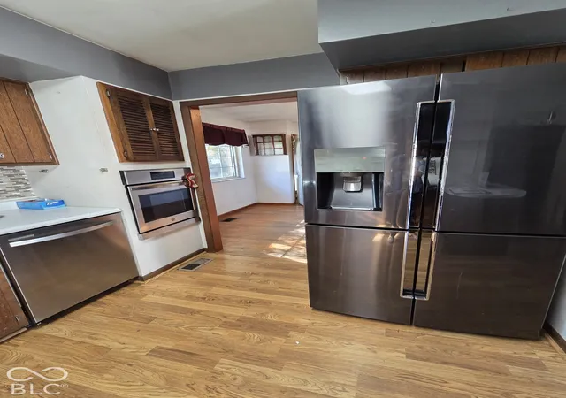Photo 4 of Single family home for sale at 15 W Joseph St, Brazil, IN 47834 | MLS# 22110843 | Listing updated on 2026-10-18