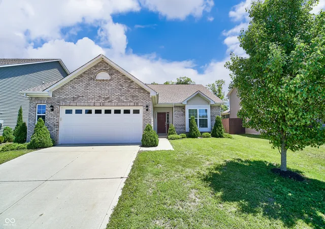 1st image of 18203 Pennsy Wy, Westfield, IN 46074 | MLS# 22110845