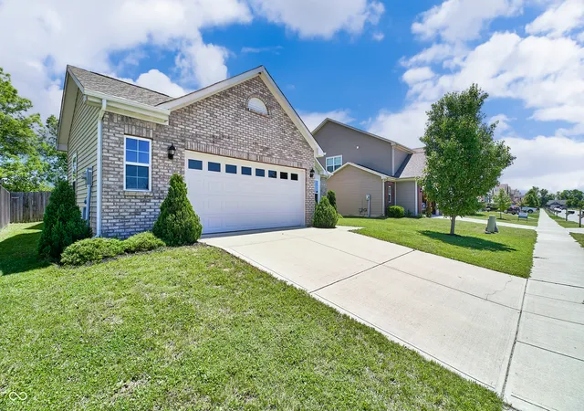 3rd image of 18203 Pennsy Wy, Westfield, IN 46074 | MLS# 22110845
