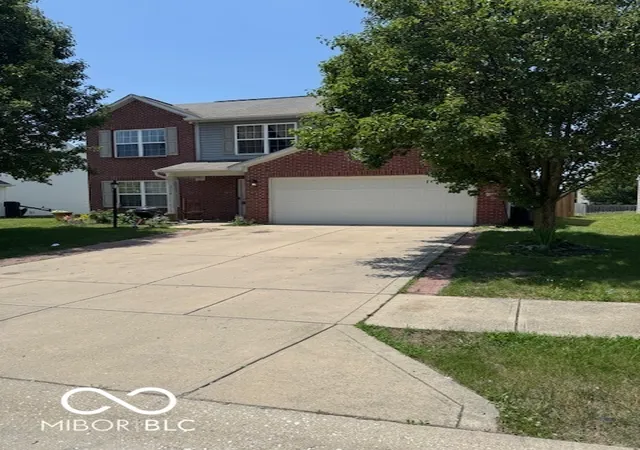 Photo 1 of Single family home for sale at 3714 Carroll Farms Dr, Indianapolis, IN 46235 | MLS# 22110860 | Listing updated on 2026-09-30