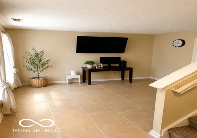 Photo 3 of Single family home for sale at 3714 Carroll Farms Dr, Indianapolis, IN 46235 | MLS# 22110860 | Listing updated on 2026-09-30