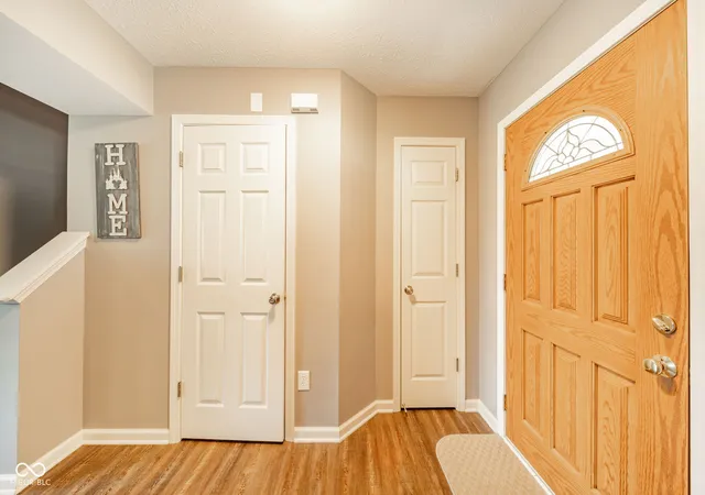 3rd image of 5721 Columbia Cir, Greenwood, IN 46142 | MLS# 22110864