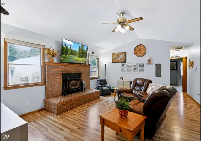 4th image of 11129 N Shelby 460 W, New Palestine, IN 46163 | MLS# 22110865