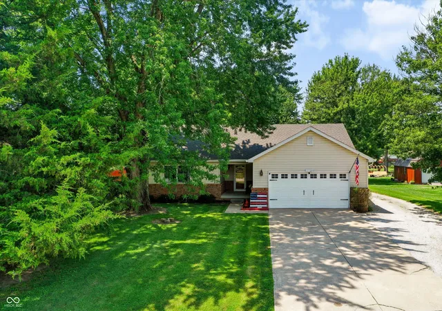 45th image of 11129 N Shelby 460 W, New Palestine, IN 46163 | MLS# 22110865