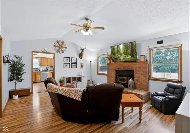 5th image of 11129 N Shelby 460 W, New Palestine, IN 46163 | MLS# 22110865