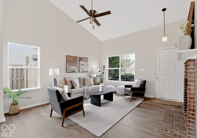 Photo 3 of Sale Pending at 11090 Lake Run Dr, Fishers, IN 46038 | MLS# 22110872 | Listing updated on 2026-09-30