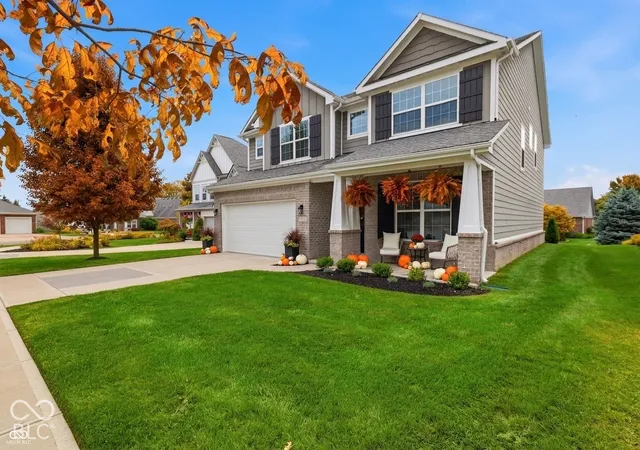 Photo 1 of Single family home for sale at 2373 Somerset Cir, Franklin, IN 46131 | MLS# 22110882 | Listing updated on 2026-09-28