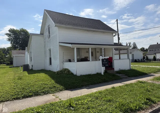 Homes for sale in Elwood, IN | 317 N 18th St, Elwood, IN 46036 | MLS# 22110893