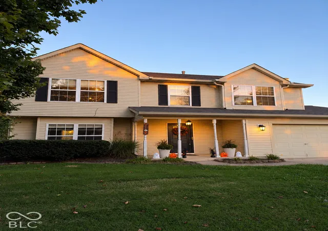 Photo 1 of Single family home for sale at 14551 Dublin Dr, Carmel, IN 46033 | MLS# 22110922 | Listing updated on 2026-10-08
