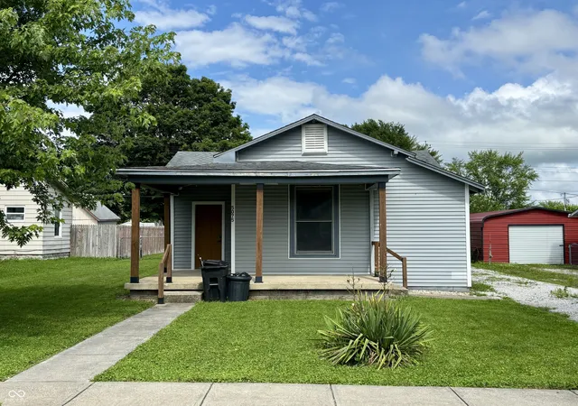 Homes for sale in Coatesville, IN | 5075 Broadway St, Coatesville, IN 46121 | MLS# 22110923
