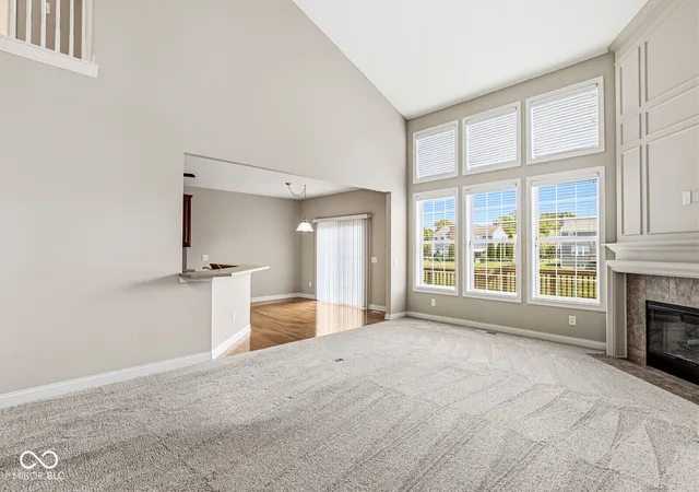 2nd image of 613 Hummingbird Dr, Brownsburg, IN 46112 | MLS# 22110926