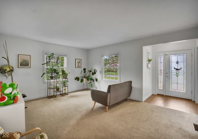 2nd image of 2222 Chestnut St, Columbus, IN 47201 | MLS# 22110927