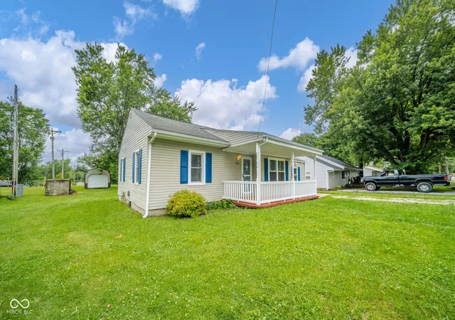 Homes for sale in New Castle, IN | 1535 Swarthmoor Dr, New Castle, IN 47362 | MLS# 22110945