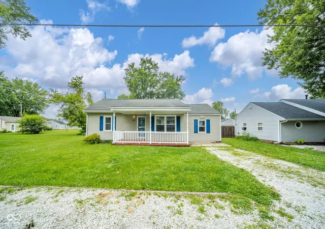 Homes for sale in New Castle, IN | 1535 Swarthmoor Dr, New Castle, IN 47362 | MLS# 22110945