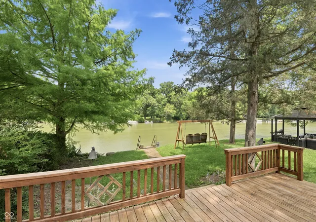 Photo 2 of Sale Pending at 1526 E 75th Street, Indianapolis, IN 46240 | MLS# 22110946 | Listing updated on 2026-07-28
