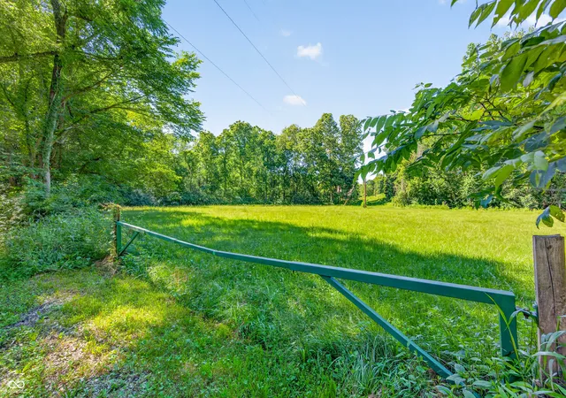 Homes for sale in Nashville, IN | 0 Elkinsville Rd, Nashville, IN 47448 | MLS# 22110947