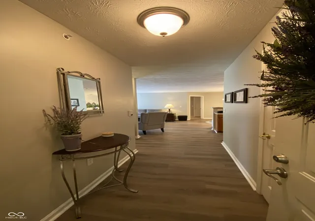 2nd image of 6519 Jade Stream Ct #104, Indianapolis, IN 46237 | MLS# 22110952