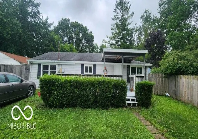 Homes for sale in Greenwood, IN | 343 N Meridian St, Greenwood, IN 46143 | MLS# 22110963