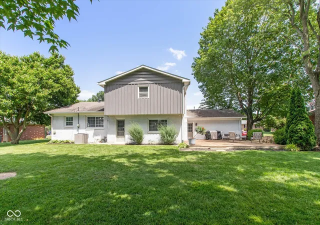 36th image of 8210 Burn Ct, Indianapolis, IN 46217 | MLS# 22110971