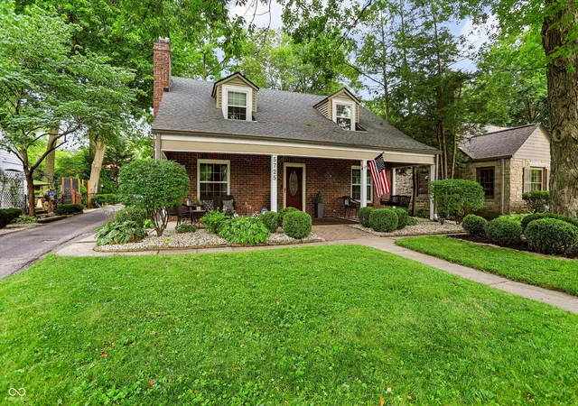 2nd image of 5725 N College Ave, Indianapolis, IN 46220 | MLS# 22110991