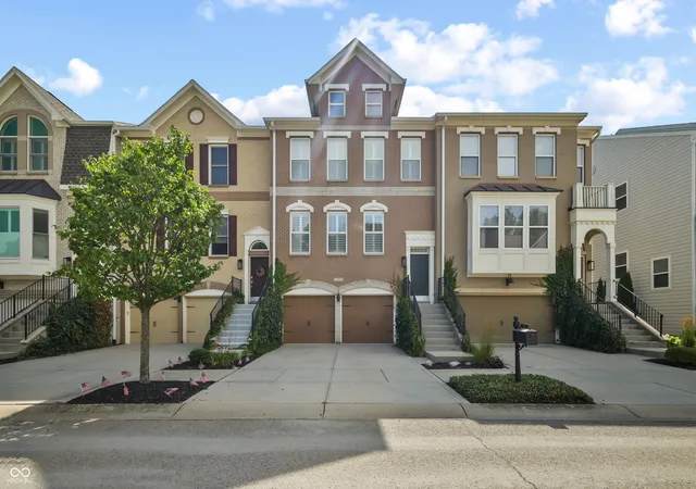 1st image of 735 Greenford Trl N, Carmel, IN 46032 | MLS# 22111003