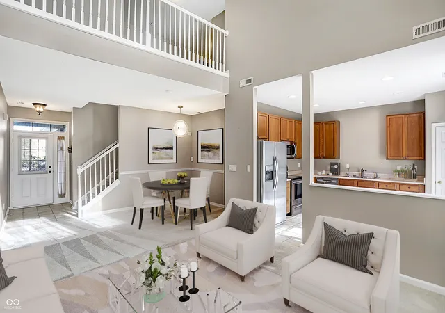 4th image of 4059 Weston Pointe Dr, Zionsville, IN 46077 | MLS# 22111005