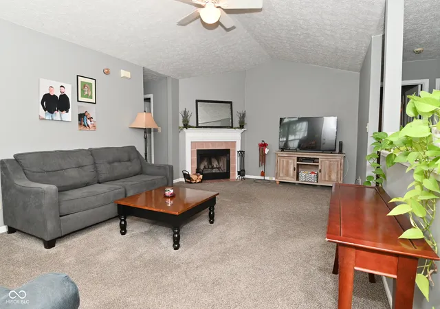 2nd image of 6022 Wildcat Dr, Indianapolis, IN 46203 | MLS# 22111008