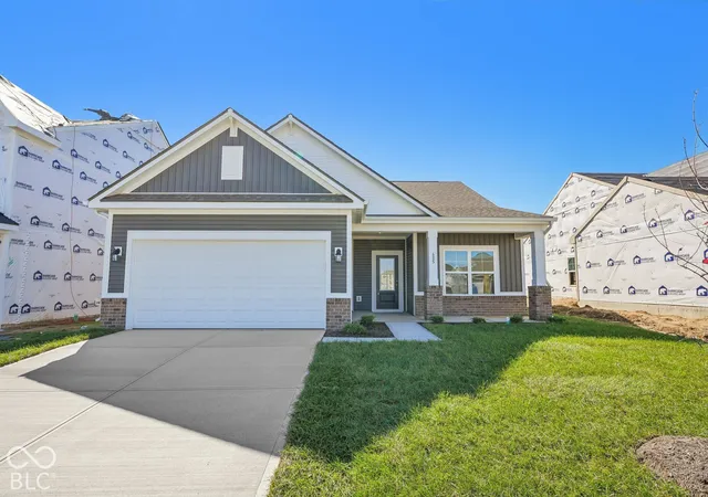Photo 1 of Single family home for sale at 685 Braxton St, Trafalgar, IN 46181 | MLS# 22111024 | Listing updated on 2026-10-06