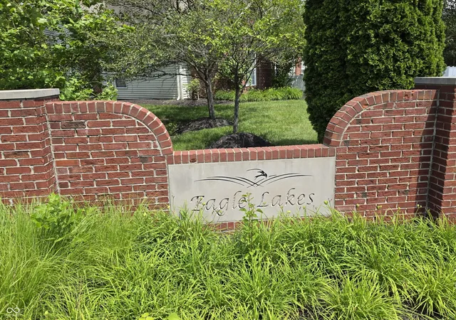 Photo 1 of Condo for sale at 6041 Bluecrest Dr, Indianapolis, IN 46234 | MLS# 22111059 | Listing updated on 2026-09-29