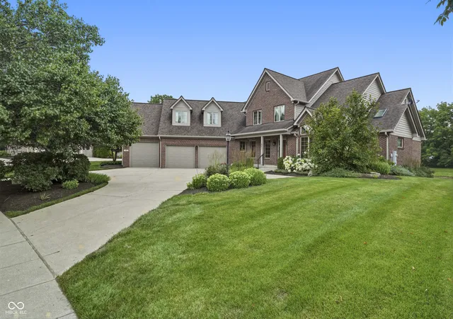 3rd image of 891 Copperwood Dr, Carmel, IN 46033 | MLS# 22111064