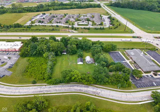 3rd image of 1771 Quaker Blvd, Plainfield, IN 46168 | MLS# 22111071