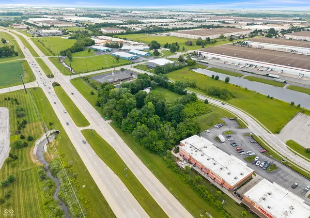 7th image of 1771 Quaker Blvd, Plainfield, IN 46168 | MLS# 22111071