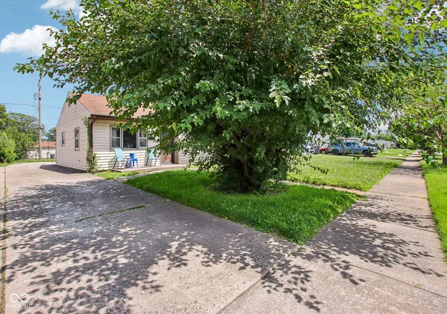 Photo 3 of Single family home for sale at 2911 Sangster Ave, Indianapolis, IN 46218 | MLS# 22111075 | Listing updated on 2026-07-10
