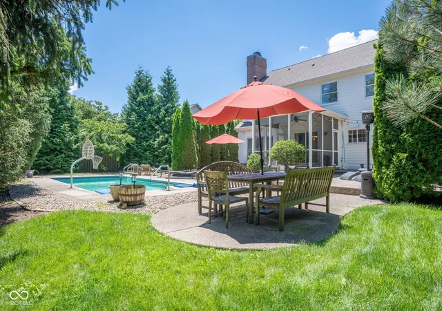 5th image of 10891 Weston Dr, Carmel, IN 46032 | MLS# 22111086