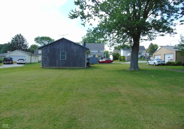 8th image of 121 S Lebanon St, Jamestown, IN 46147 | MLS# 22111094